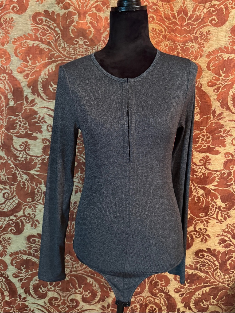 rag & bone Long-Sleeve Ribbed Bodysuit in Heather Gray